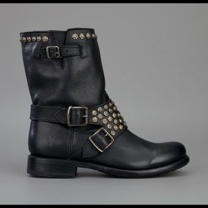 Frye Jenna Distressed Boots Size 9B